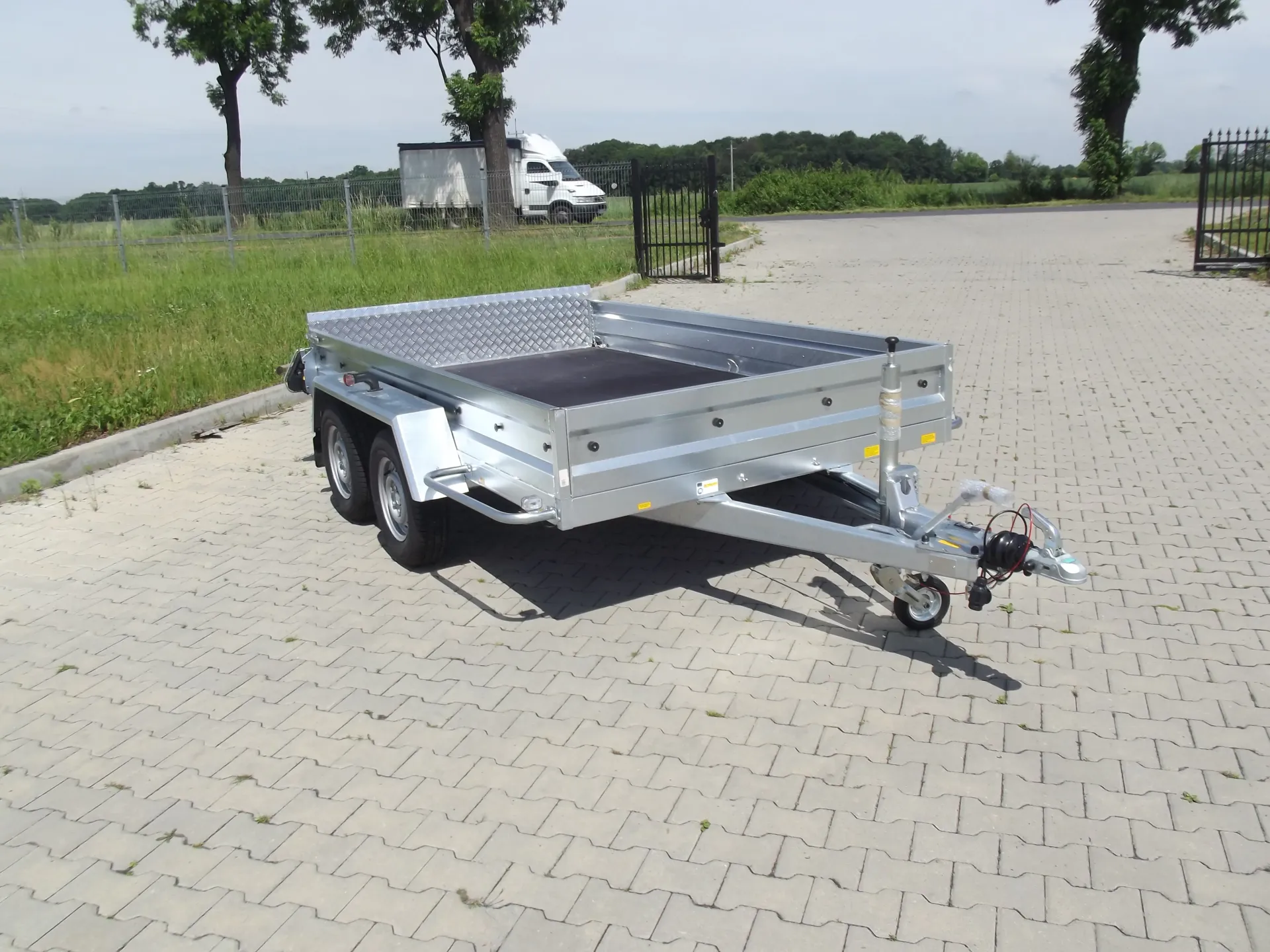 contenedor de transporte de 15 pies – compacto y robusto