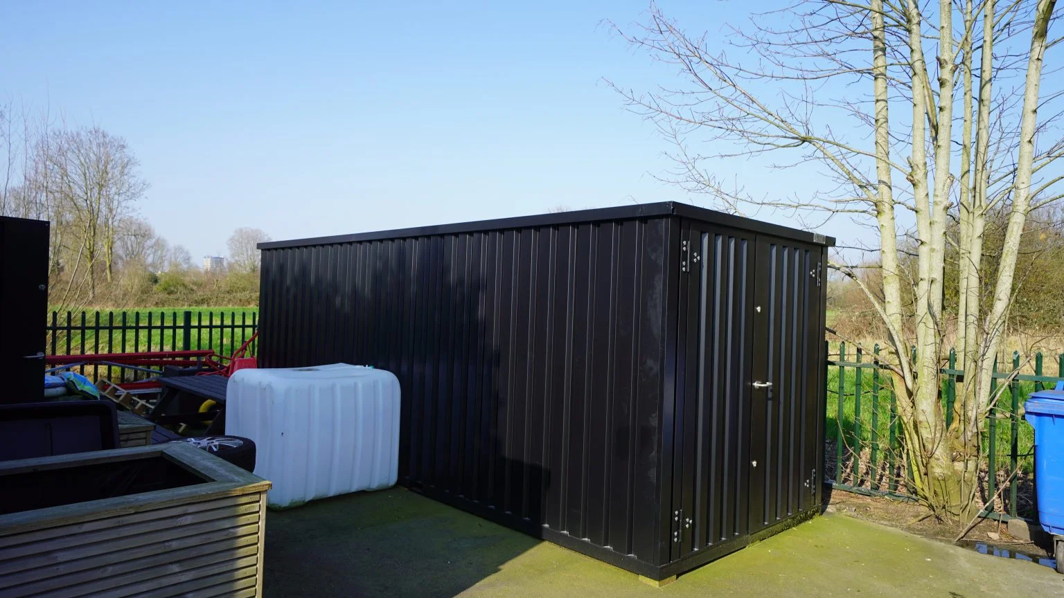 Contenedor desmontable 5 x 2 m – Puerta doble en el lateral de 2 m – RAL 9005