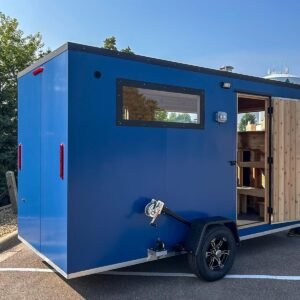 remolque mini casa azul