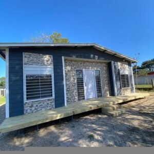 son dos contenedores de 20 pies hc y prefabricado de 4m con un total de 54 m2 m2